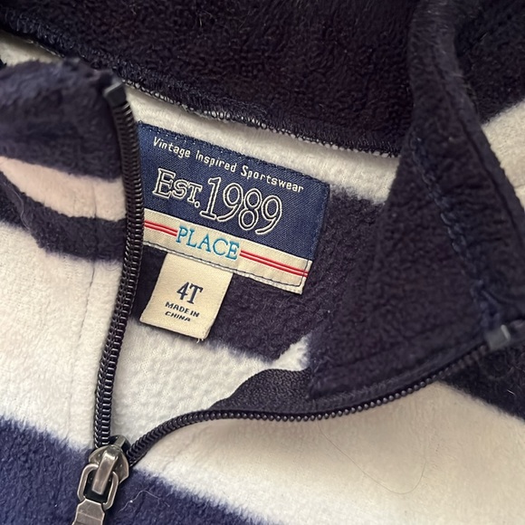 Fleece pullover - Picture 2 of 3